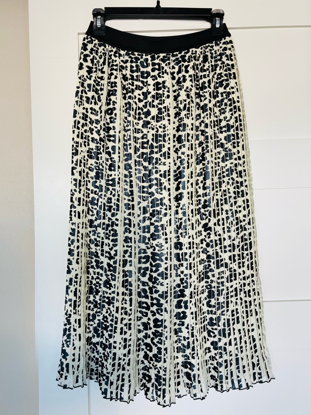 NEW Maje Paris 1 S Black & White Leopard Print Pleated Midi/Maxi Skirt
